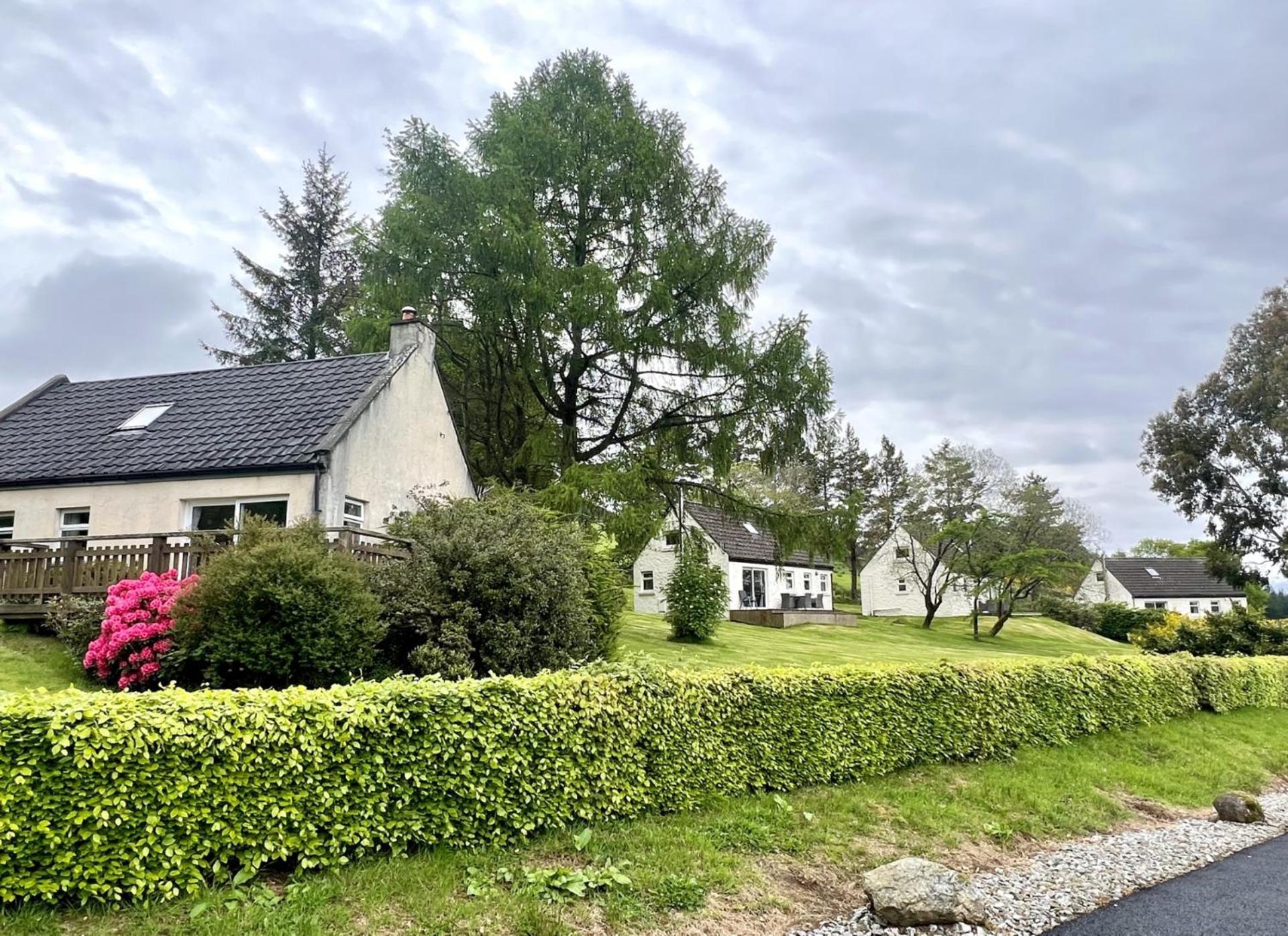 Larch Cottage Blairmore Экстерьер фото